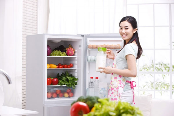Dọn sạch chiếc tủ lạnh chỉ với 7 bước